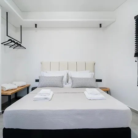 Solere Apartments * פוטוס
